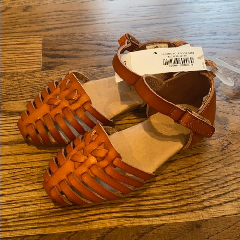 Old Navy Brown Sandals, Toddler Girl Size 6, NWT
